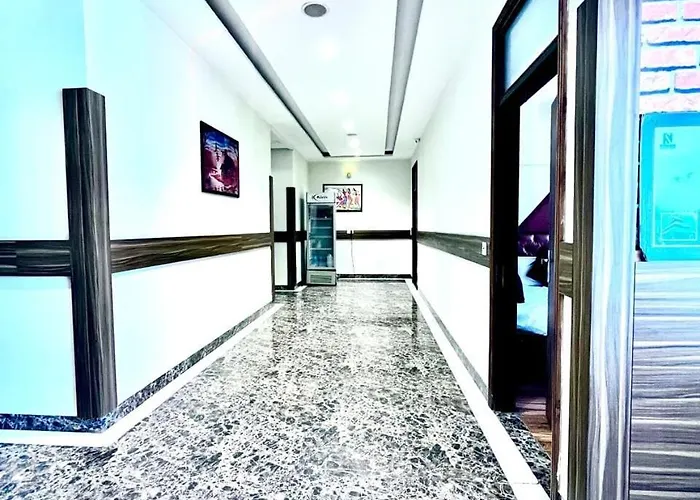 Hotel Wooodcrestt Zirakpur