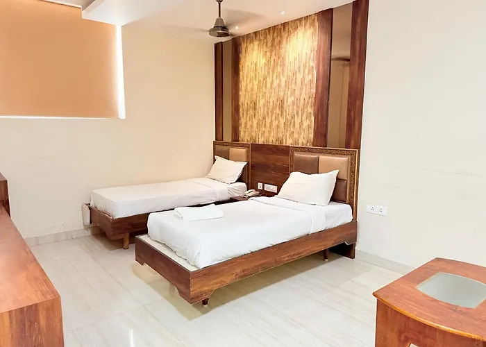 Golden Nights Rooms Kumaran Road - Near Railway Station Tirupur