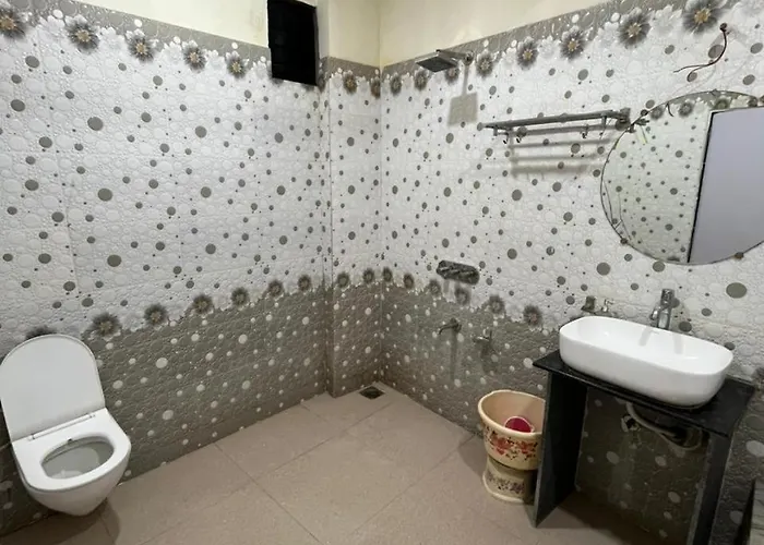 Hotel Radhekrishna