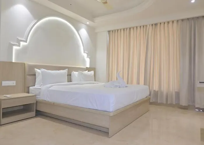 Hotel Simran Sarovar