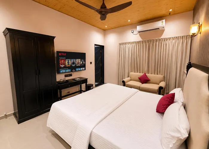 Guru Shikhar Heights - Highest Hotel In Mount Abu 5700 Feet