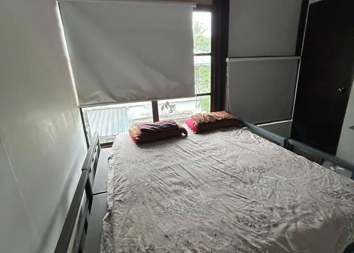 Rnmk Hostel