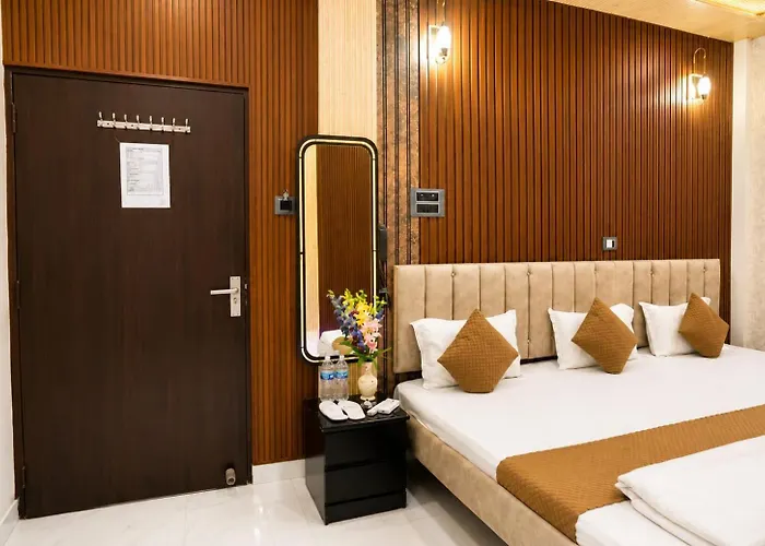 Om Nilay Homestay