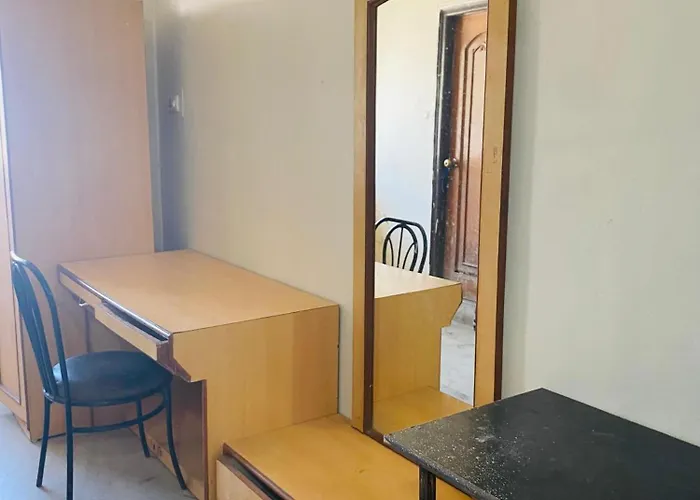 Hostel Stay Girls And Boys In Indore