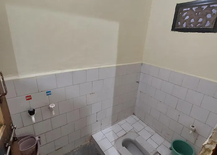 Shivshakti Guest House