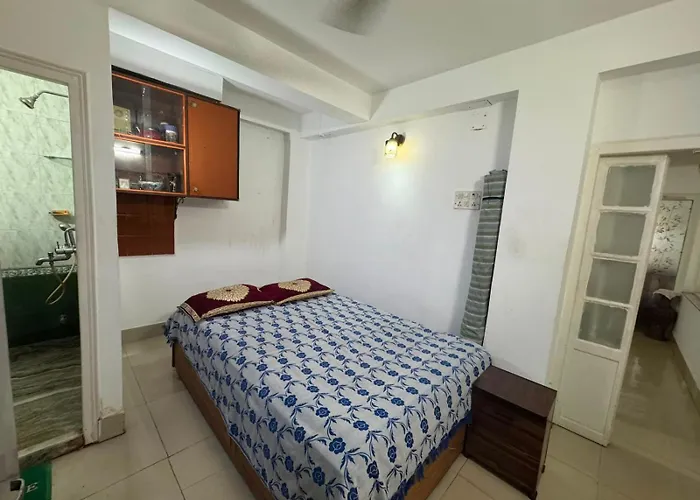 Tollygunge Entire House Rent