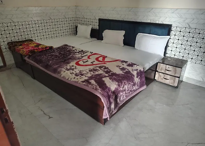 Rukmani Dham Hotel & Guest House