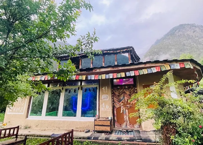 Mudhouse Homestay And The Chambal Cafe Kasol