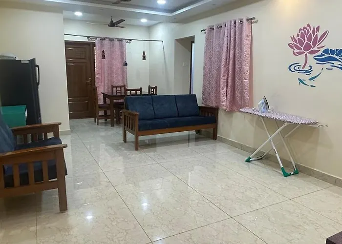 8 Bed Cool 3 Bedroom Kitchen Wtc Dlf Omr Apollo Proton Ott Wi-Fi