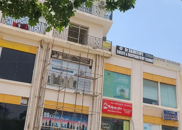 Couple Friendly 1Bhk Apartment In Skyline, Ansal Lucknow