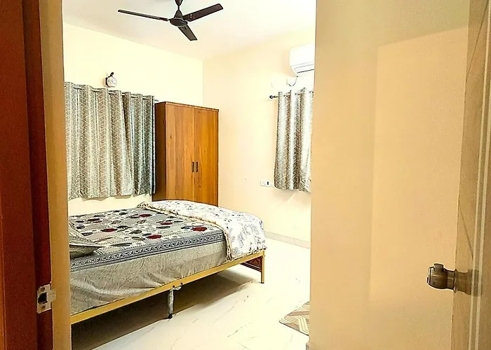 Enchanting 3Bhk With All Amenties In Hi-Tech City Kk