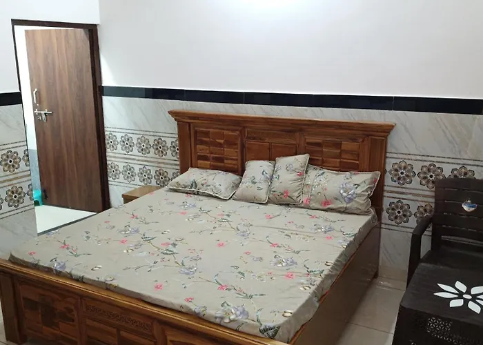 Shri Vallabh Kunj Sewa Sadan