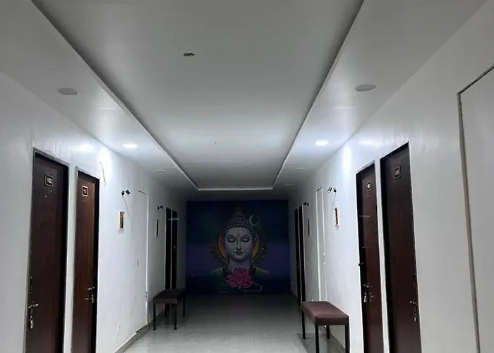 Jalsa Hotel