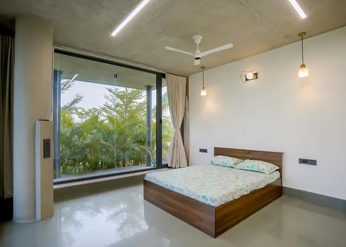 Private Weekend Home With Pool Near Ahmedabad