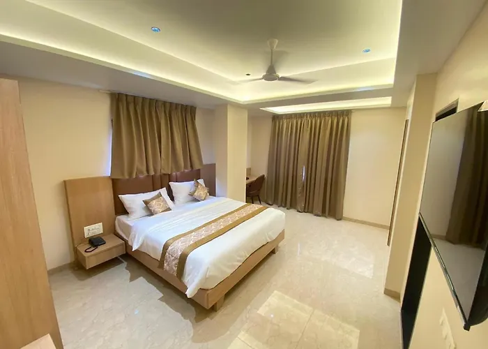 Hotel Banyan Crest