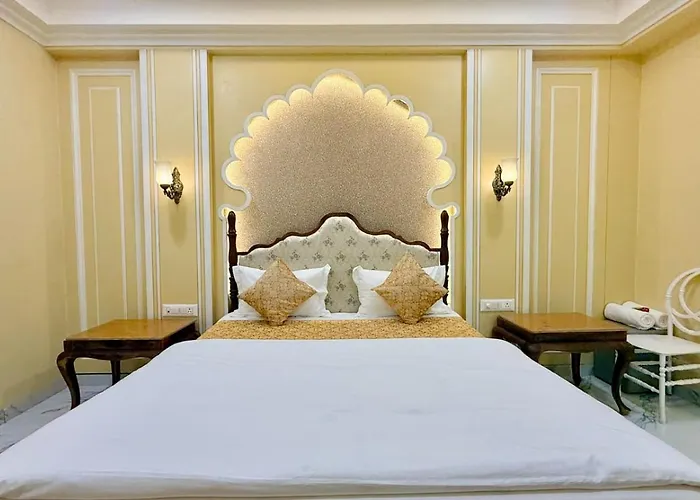 Hotel Shree Banke Bihari Heritage
