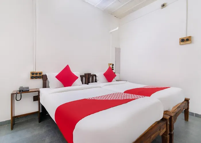Hotel O Bhuikot Fort Solapur Formerly Homi Inn