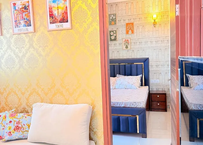 3 Bhk Entire Flat In Chandigarh- Cozy And Modern