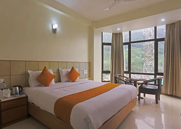 Hotel Broadways Inn