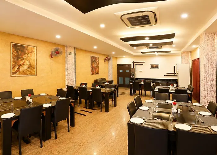 Hotel Royal Palm - A Budget Hotel In Udaipur