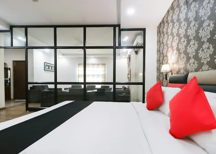 Oyo Hotel Gian Residency