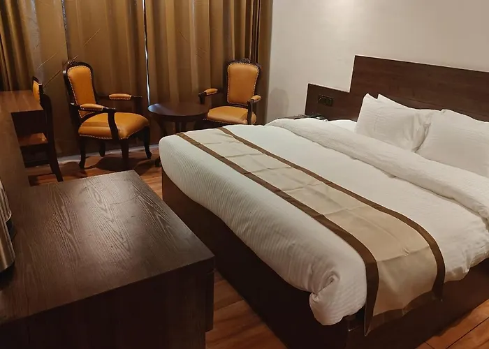Hotel Ambica Katra