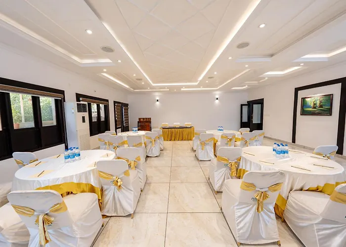 Nihara Resort And Spa Cochin Kochi