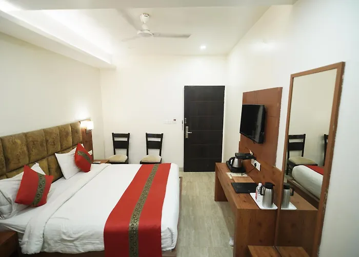 Hotel Shivoy Grand