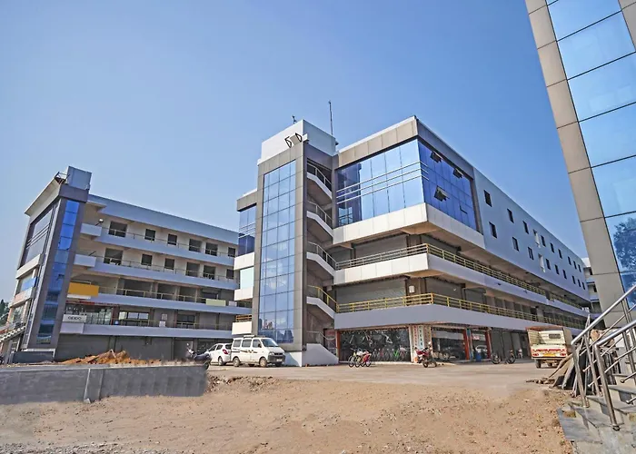 Hotel O Anant