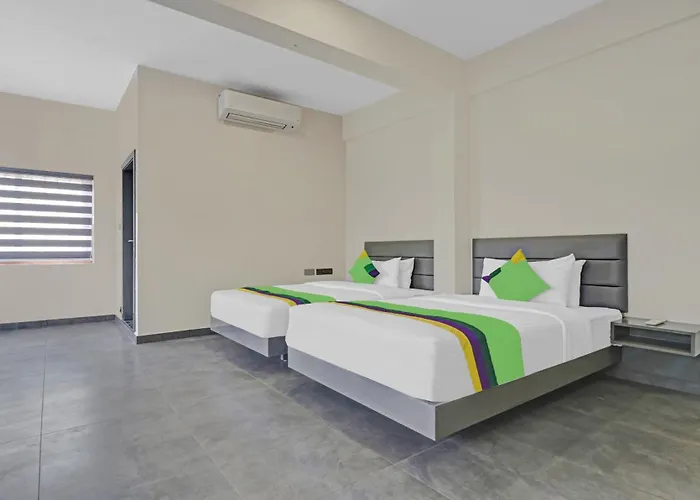 Treebo Grand Vistara Airport Suites