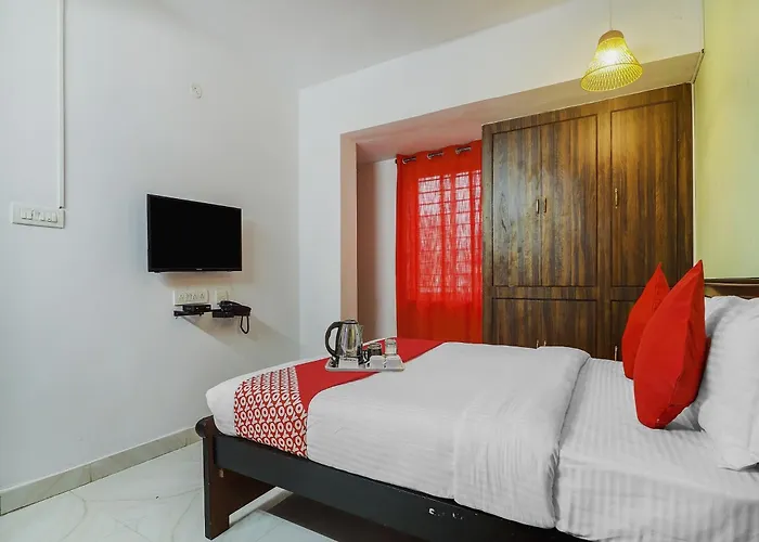 Hotel O Rr Kondapur 