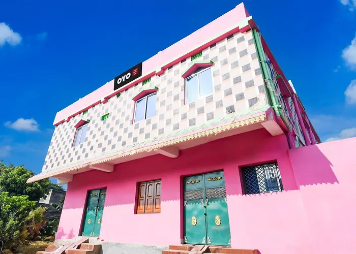 Hotel O Royal