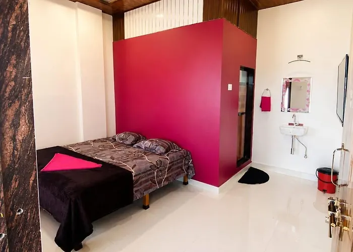 Hotel Matheran Valley View Ovi Holiday Cottage