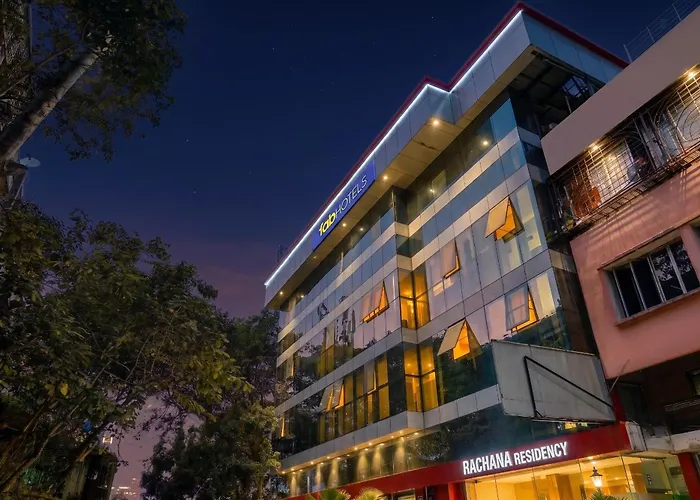 Fabhotel Rachana Residency - Nr Shivaji Nagar Metro Station Pune