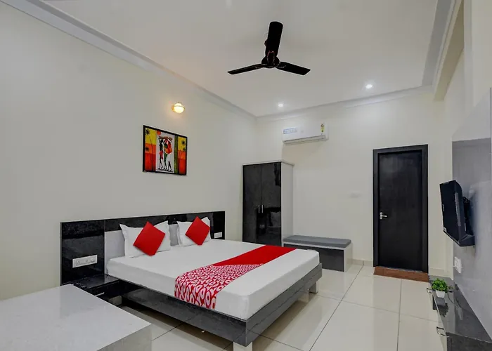Hotel O Shree Ji Kunj