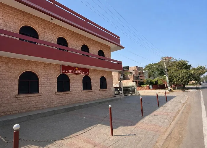 Hotel Gajender Niwas Sun City A Boutique Stay