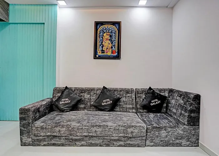 Hotel O Star Galaxy Surat