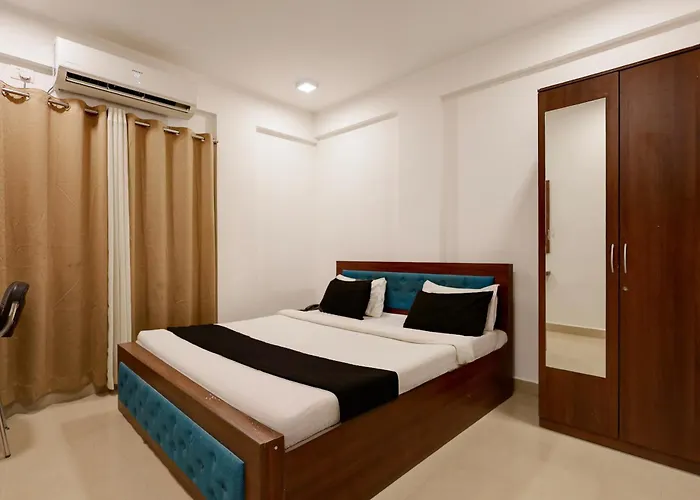 Super Collection O Besa Square Nagpur Formerly Yuva Inn