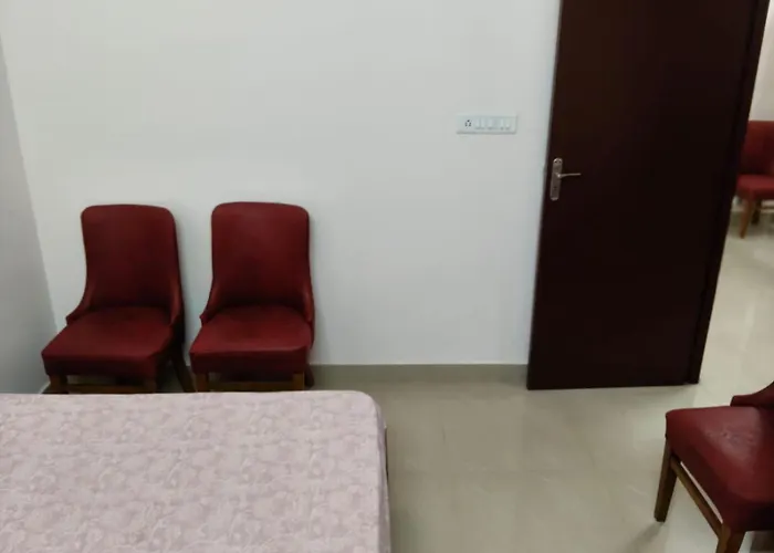 "Ambi'S Stay " With Two Individual Homes 1St Deluxe Home & 2Nd Studio With Balcony Both Has Two Guests Accommodation And Can Be Booked Individually As Per Requirement