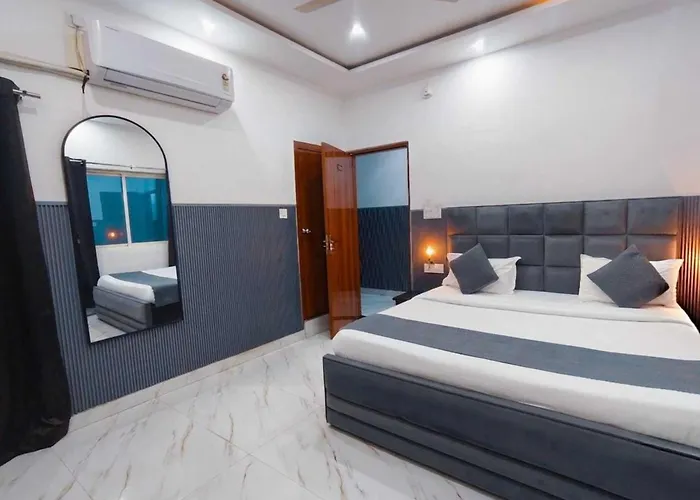 Sair Hostel, Varanasi - 100M From Assi Ghat