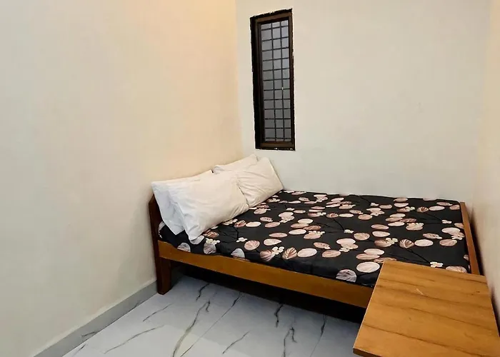 Hotel Madhav Bhakta Nivas