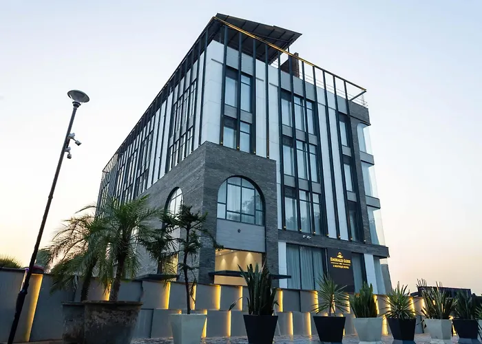 Emerald Luxe A Boutique Hotel Chandigarh Mohali