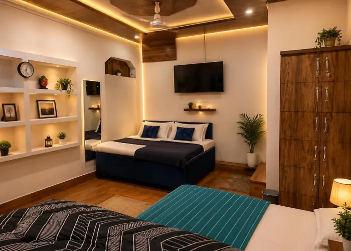Radhamadhav Stayinn