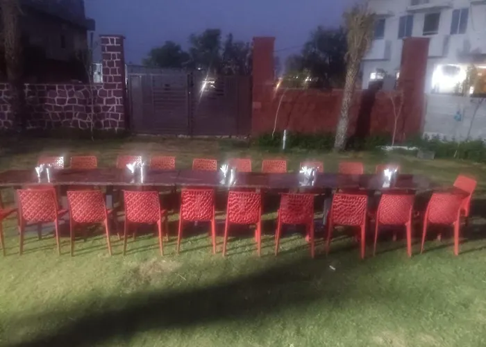 Prem Villas Hotel