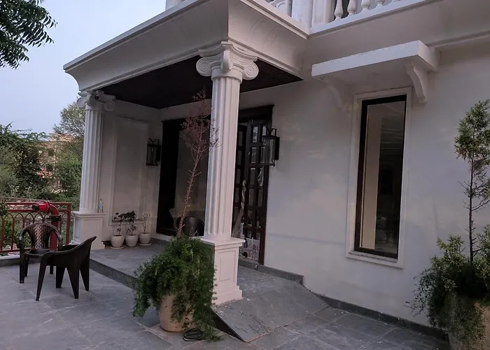 Nishant Palace