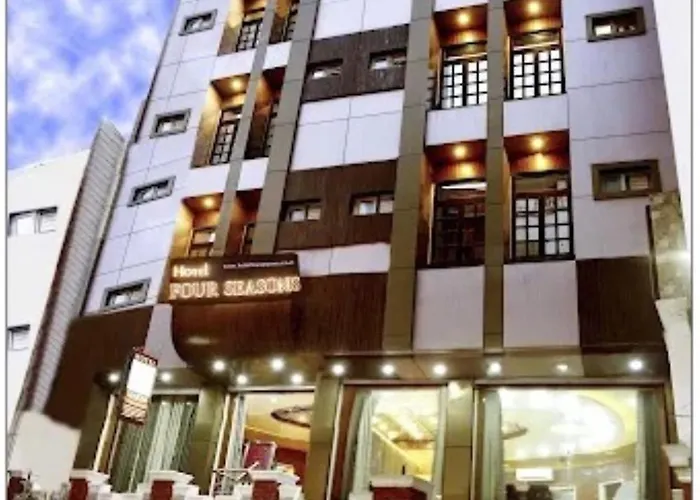 Hotel Four Season In Varanasi