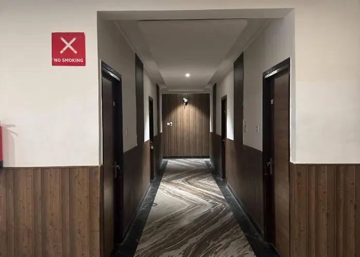 Hotel Corbett Inn