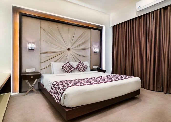 Hotel Dev Bhumi Original & Official Hotel - Near Sea Beach & Temple