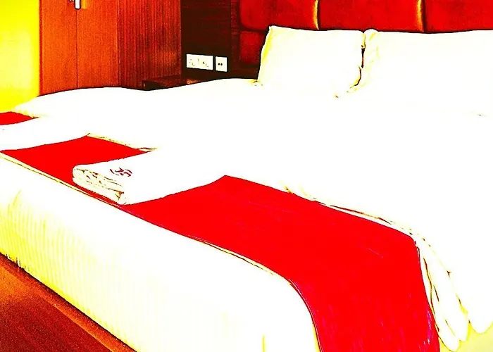 The Roi Yal Hotel In Guwahati