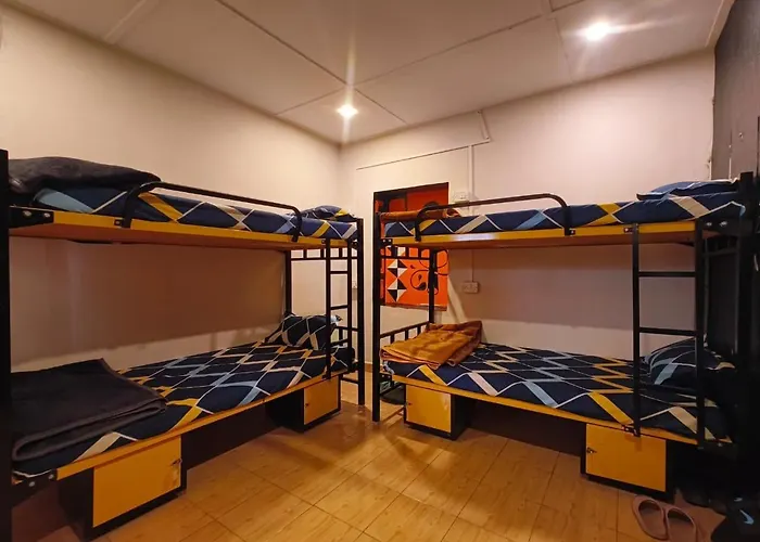 Rave Raja Co-Working Hostel